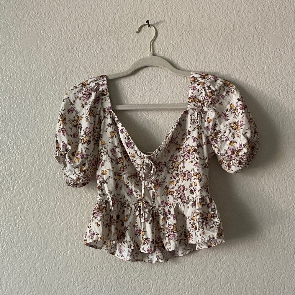 Altar'd State Peasant Top Short Sleeve Scoop Ditsy Floral Blouse Cottage Boho